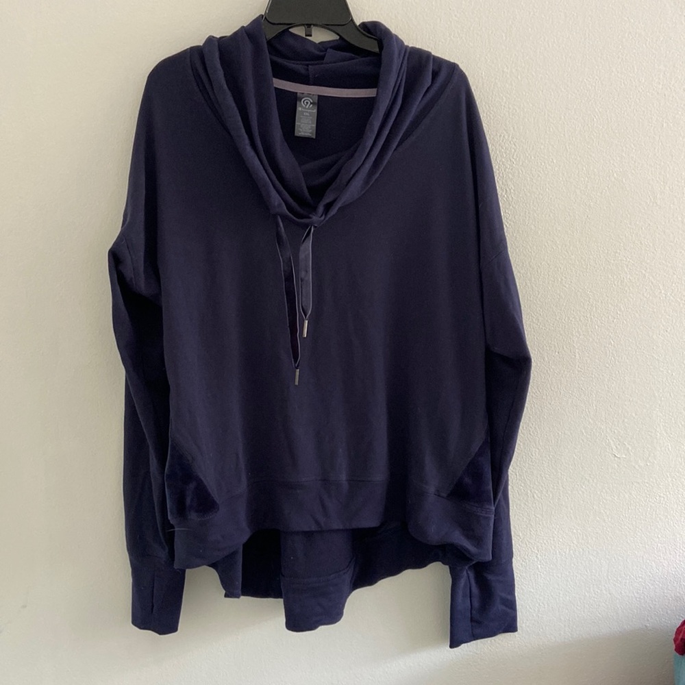 sweatshirt